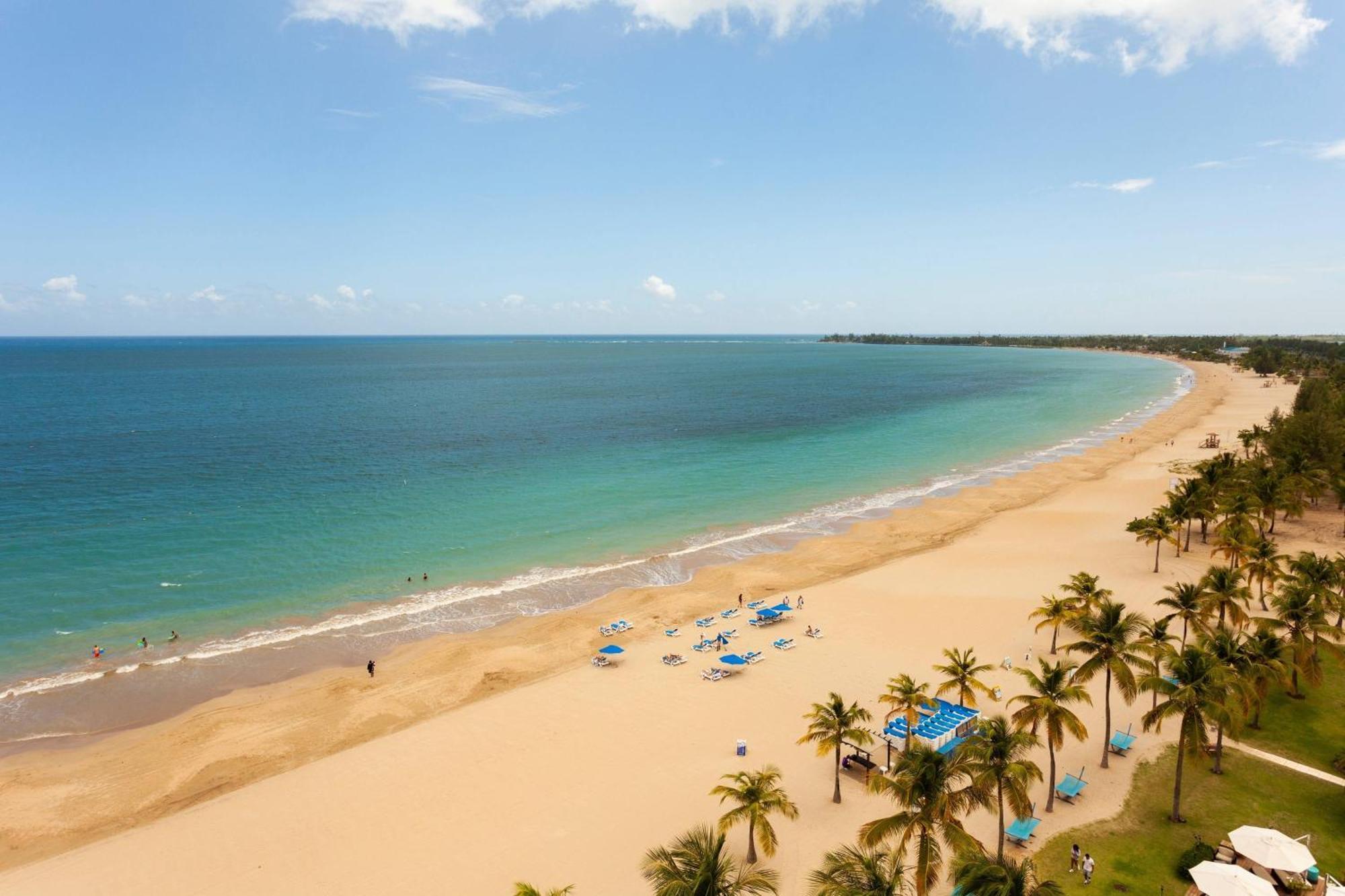 Courtyard by Marriott Isla Verde Beach Resort San Juan Exterior foto
