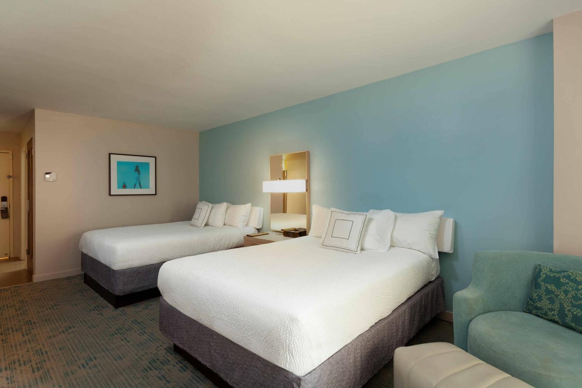 Courtyard by Marriott Isla Verde Beach Resort San Juan Exterior foto