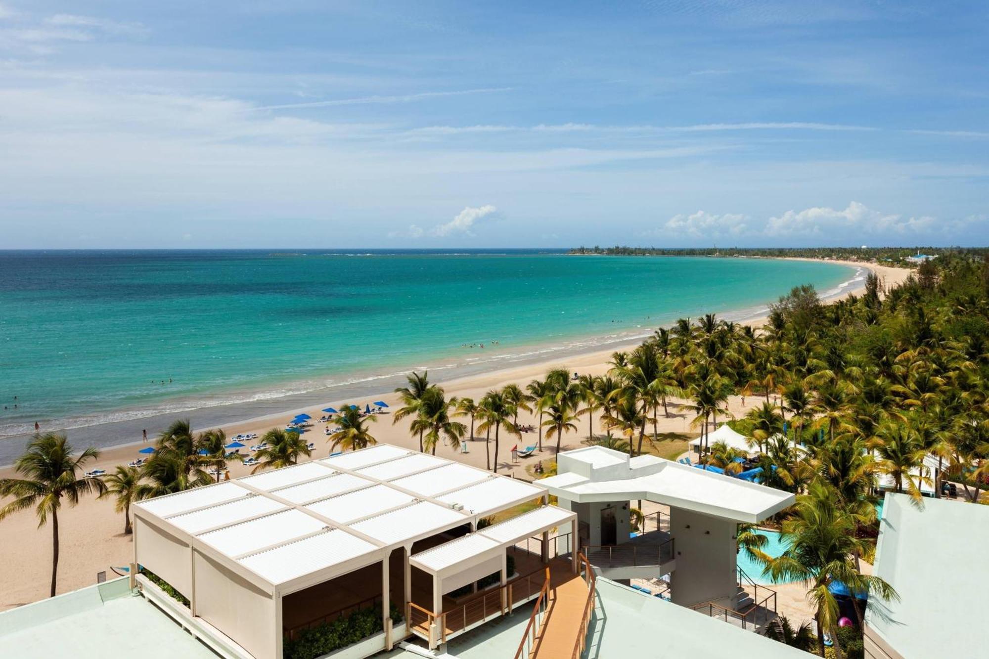 Courtyard by Marriott Isla Verde Beach Resort San Juan Exterior foto