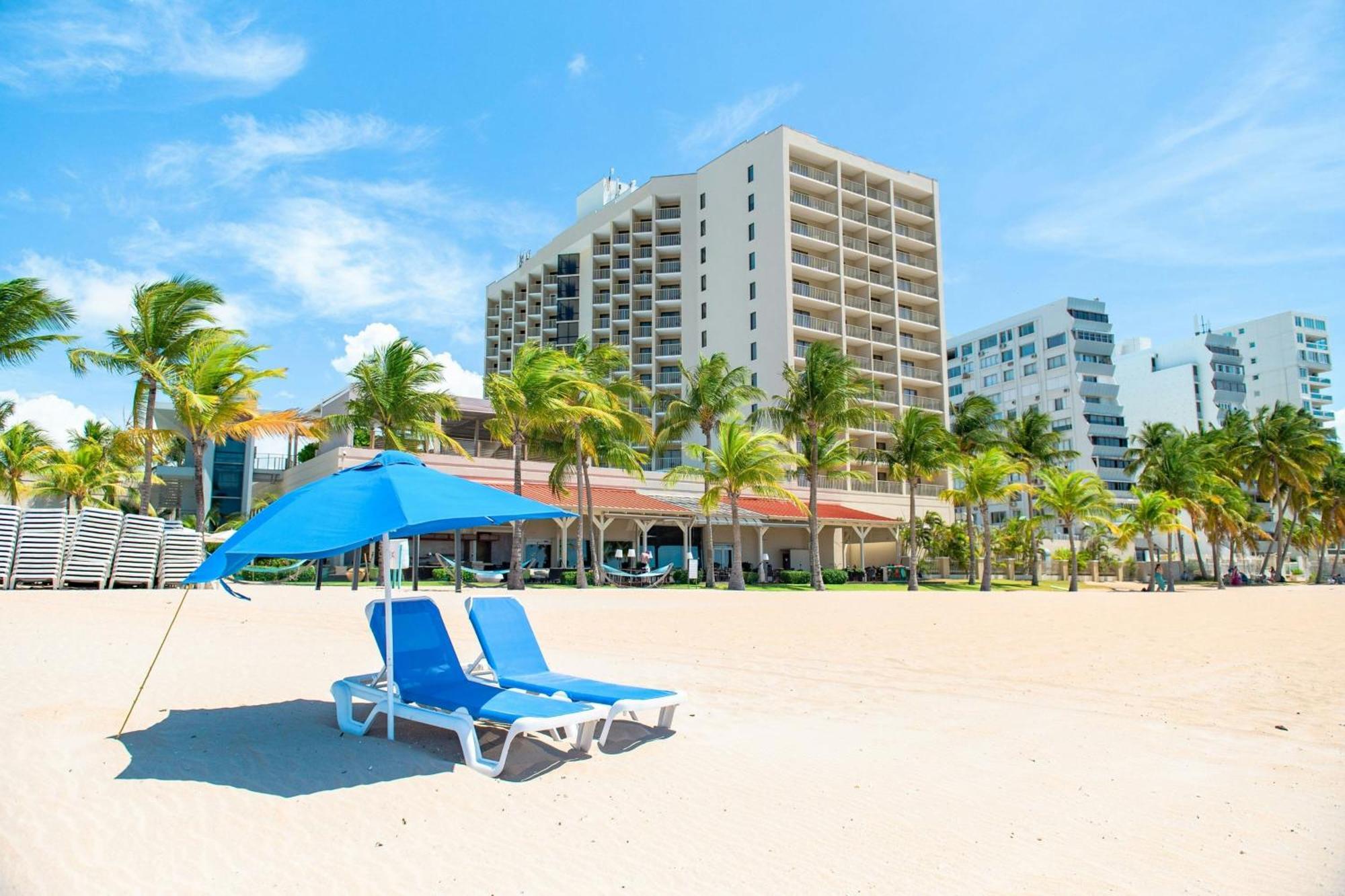 Courtyard by Marriott Isla Verde Beach Resort San Juan Exterior foto